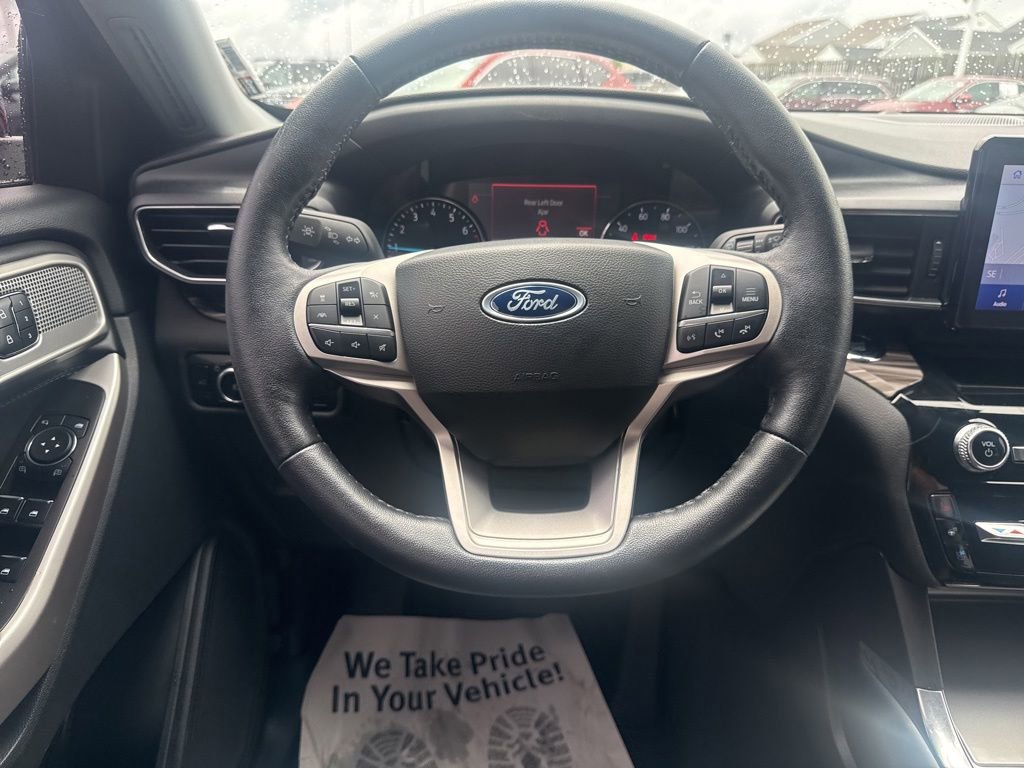 Certified 2023 Ford Explorer Limited w/ Equipment Group 301A AWD/4WD image 23