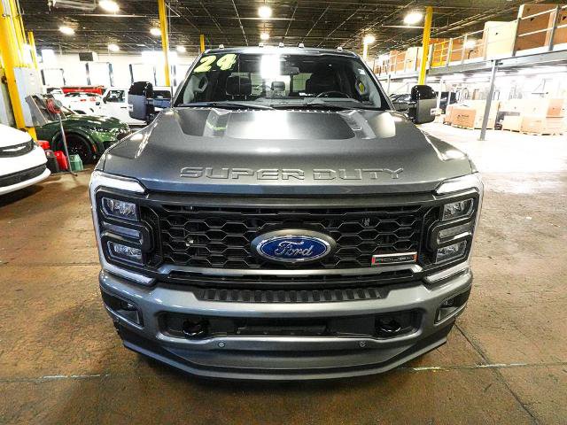 Certified 2024 Ford F250 Lariat w/ Lariat Ultimate Package AWD/4WD image 2