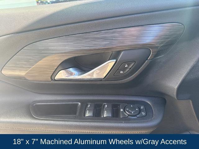 Used 2020 GMC Terrain SLT image 12