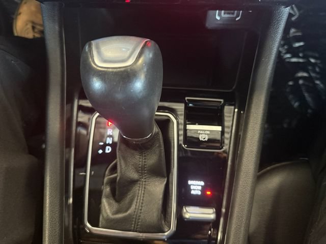Used 2024 Jeep Compass Latitude AWD/4WD image 6