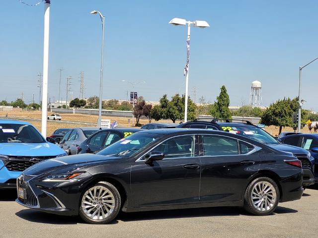 Used 2019 Lexus ES 350 Ultra Luxury FWD image 7