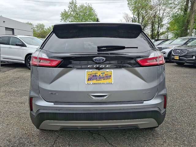 Certified 2021 Ford Edge SEL w/ Convenience Package AWD/4WD image 4