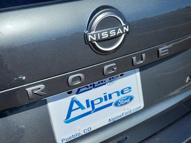 Used 2024 Nissan Rogue S AWD/4WD image 16