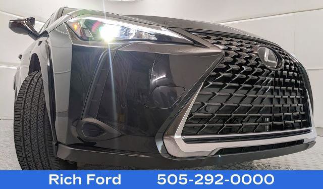 Used 2024 Lexus UX 250h AWD w/ Premium Package image 21