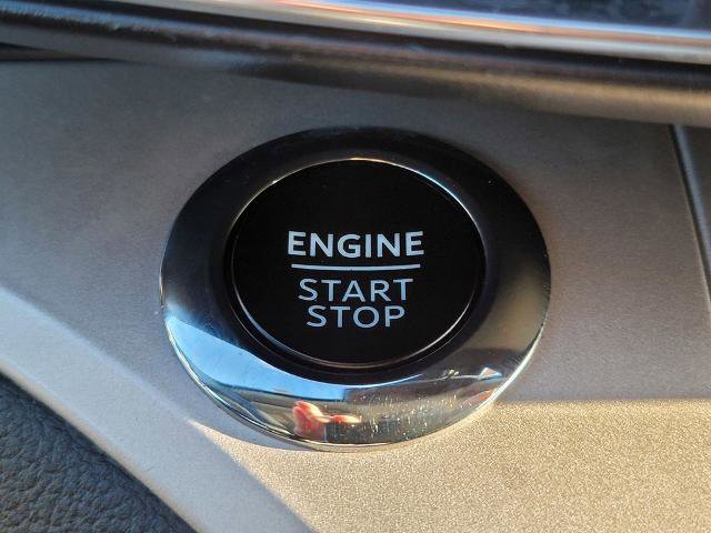 Certified 2024 Ford Explorer XLT w/ Equipment Group 202A image 23