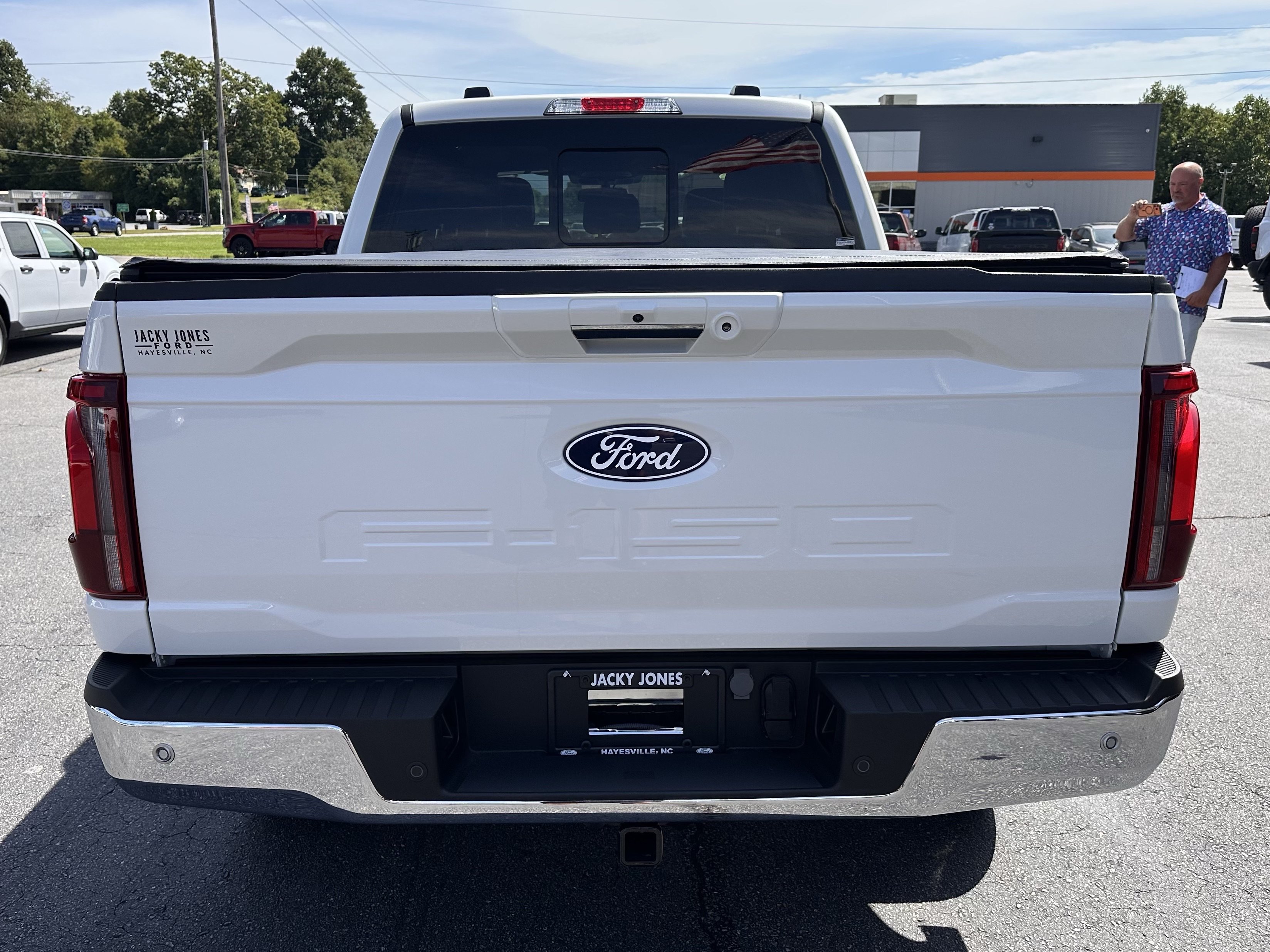Certified 2024 Ford F150 Lariat w/ FX4 Off-Road Package AWD/4WD image 7