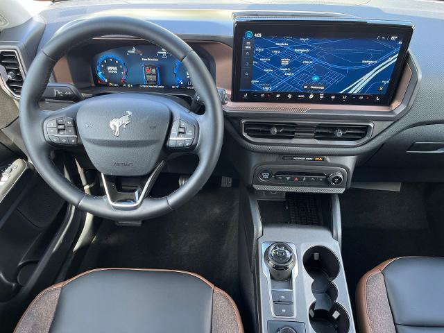 Certified 2025 Ford Bronco Sport Outer Banks w/ Outer Banks Tech Package+ AWD/4WD image 19