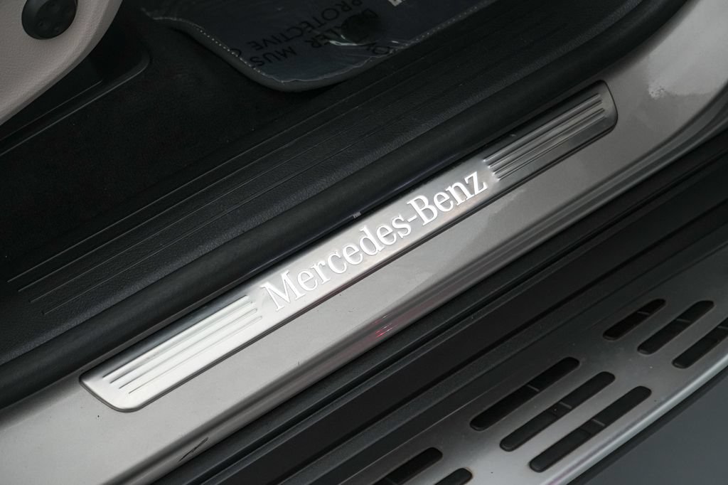 Used 2022 Mercedes-Benz GLS 450 4MATIC image 31