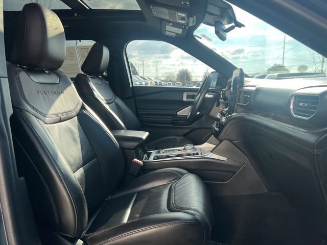 Certified 2022 Ford Explorer Platinum w/ Equipment Group 601A image 11