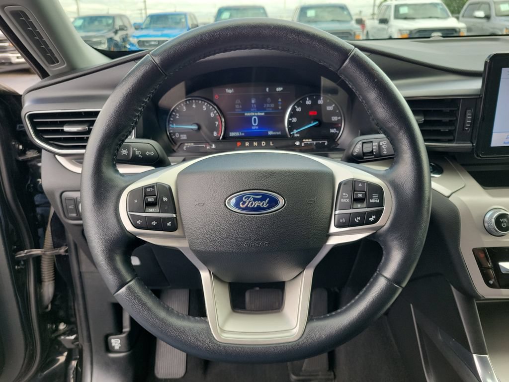 Certified 2023 Ford Explorer XLT w/ Equipment Group 202A AWD/4WD image 23