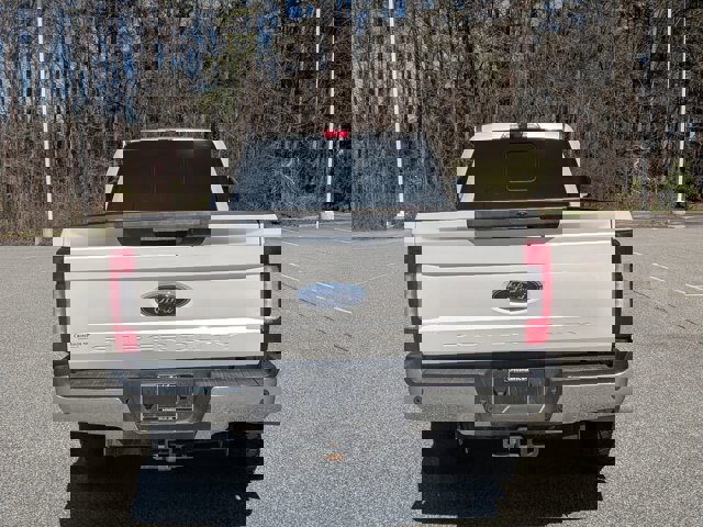 Certified 2019 Ford F350 Lariat w/ Lariat Ultimate Package image 5