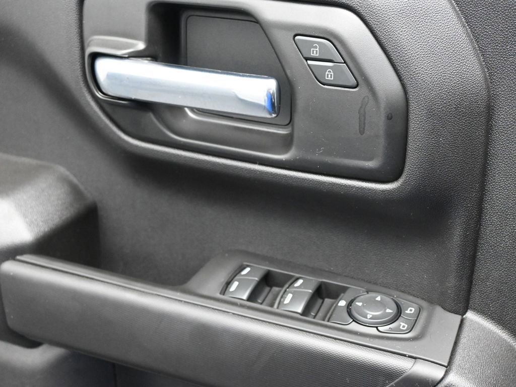 Used 2024 Chevrolet Silverado 1500 Custom Trail Boss w/ LPO, Dark Essentials Package AWD/4WD image 12