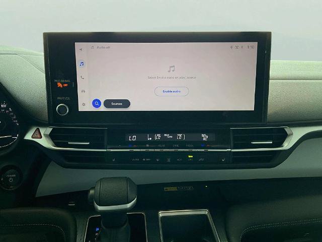 Used 2025 Toyota Sienna XLE FWD image 27