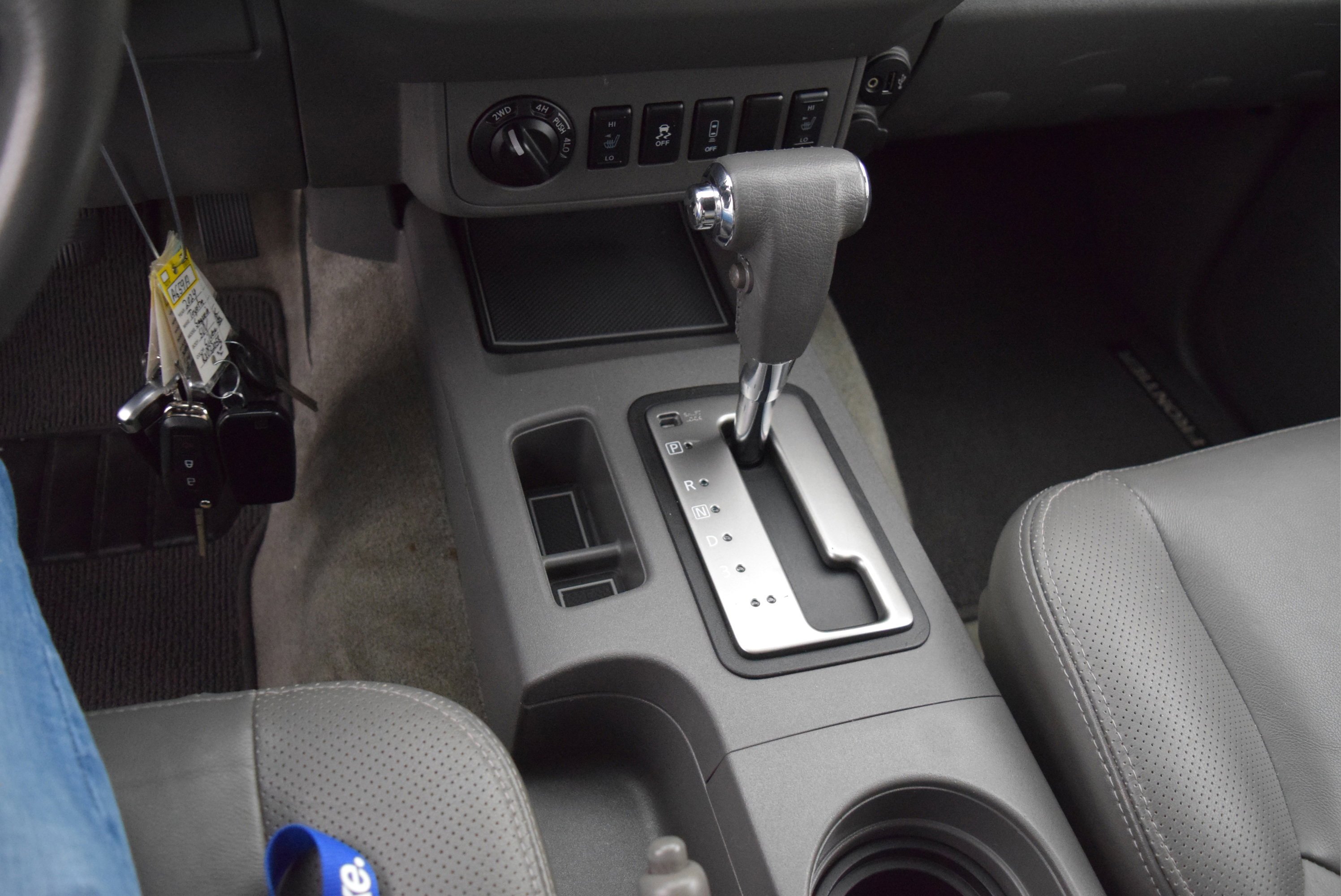 Used 2017 Nissan Frontier SL image 16