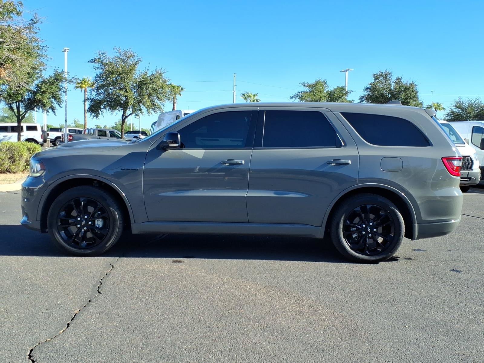 Used 2020 Dodge Durango R/T w/ Blacktop Package RWD image 2