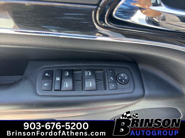 Used 2021 Jeep Grand Cherokee Trailhawk w/ Premium Lighting Group AWD/4WD image 30