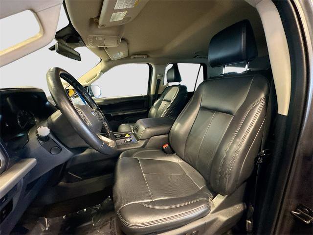 Certified 2023 Ford Expedition XLT image 18