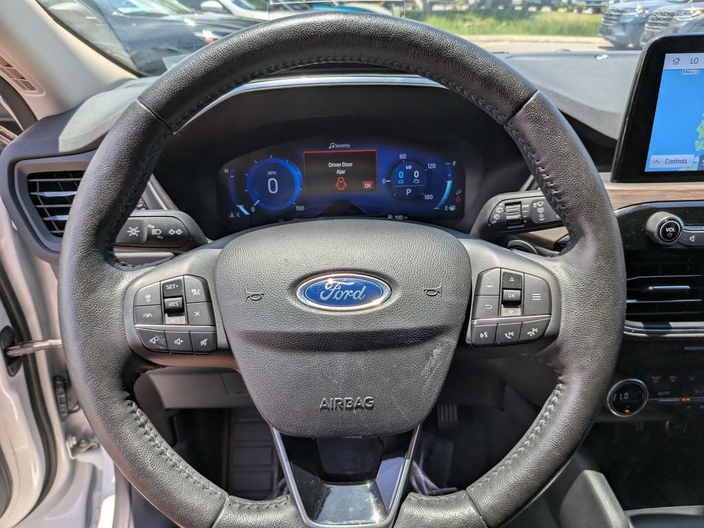 Certified 2020 Ford Escape Titanium w/ Titanium Premium Package 2.0 FWD image 35