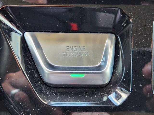 Used 2024 GMC Sierra 2500 Denali w/ Denali Reserve Package image 19