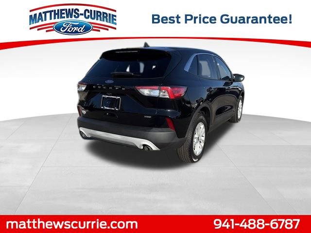 Certified 2021 Ford Escape SE image 4