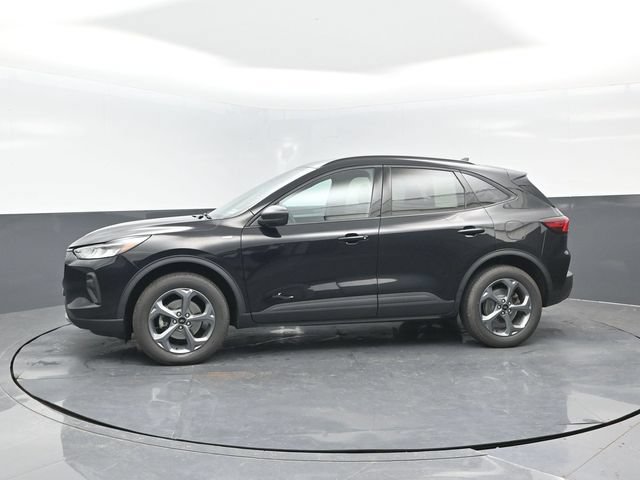 Certified 2025 Ford Escape ST-Line AWD/4WD image 4