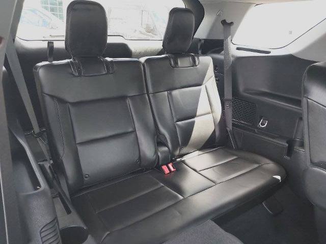 Certified 2023 Ford Explorer XLT w/ Equipment Group 202A AWD/4WD image 25