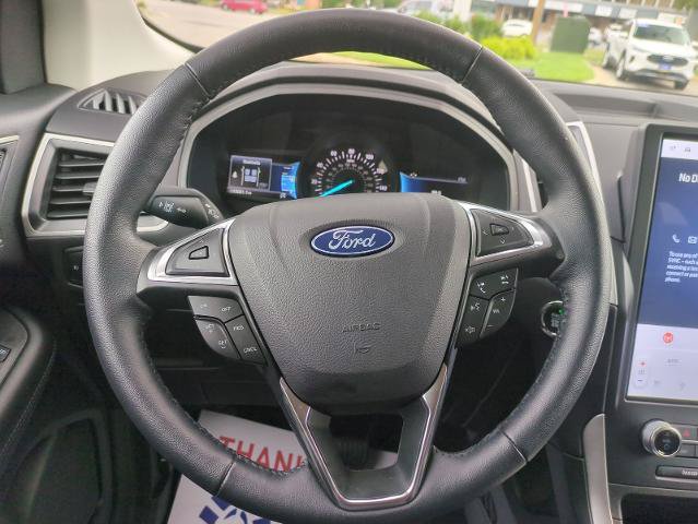 Certified 2024 Ford Edge SEL w/ Convenience Package AWD/4WD image 14