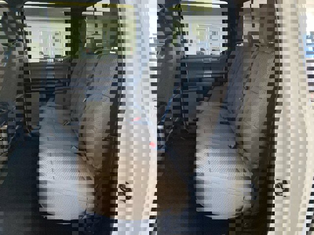 Certified 2022 Ford F250 XLT w/ Black Appearance Package image 9