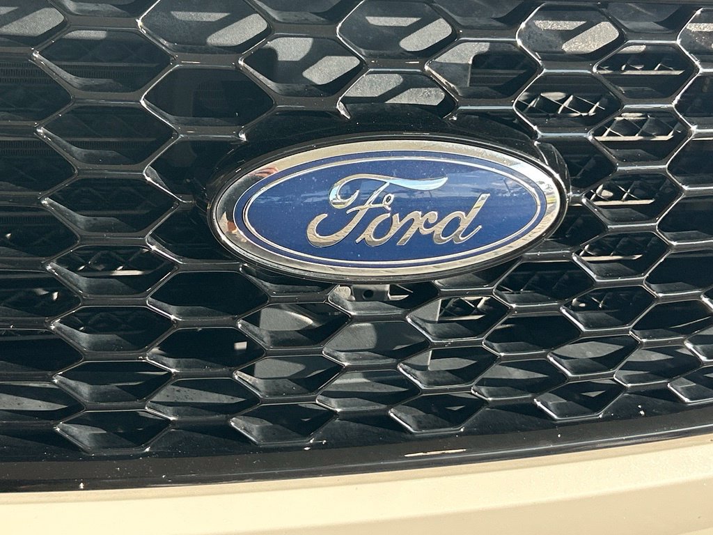 Certified 2021 Ford Edge ST-Line FWD image 20