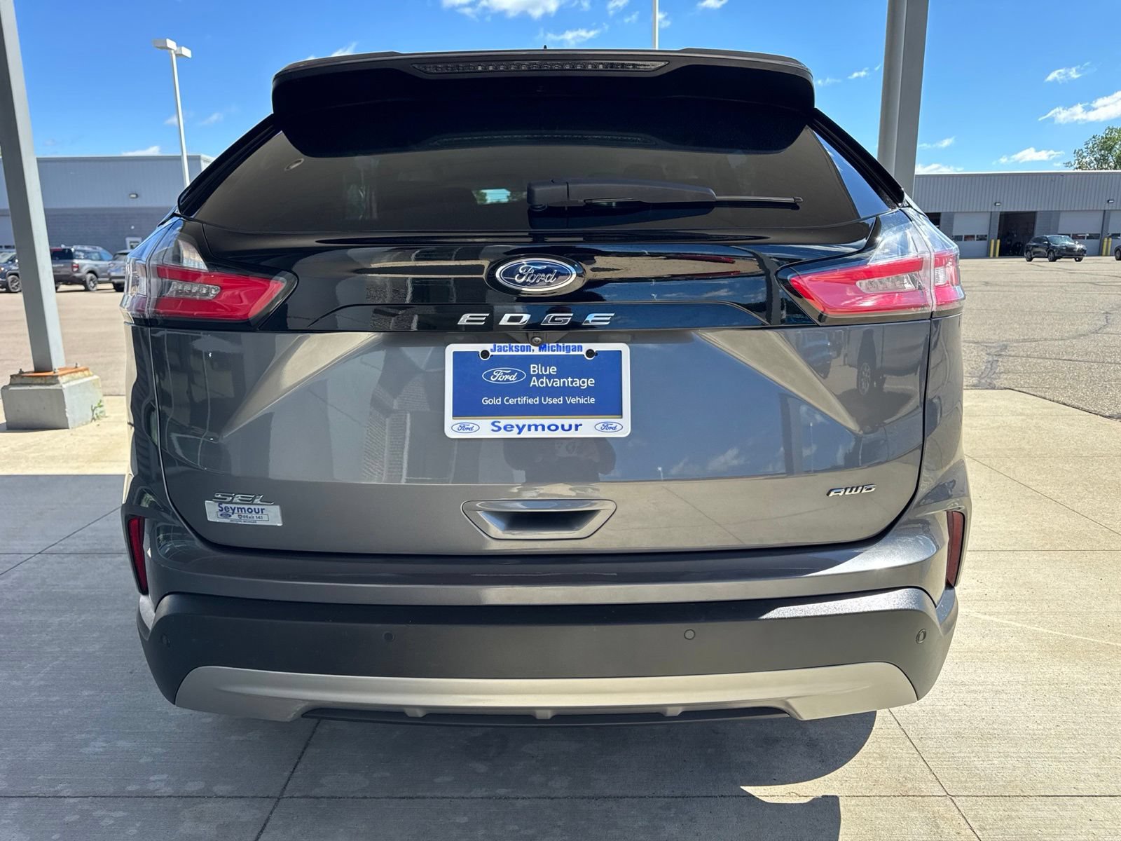 Certified 2024 Ford Edge SEL w/ Convenience Package AWD/4WD image 6