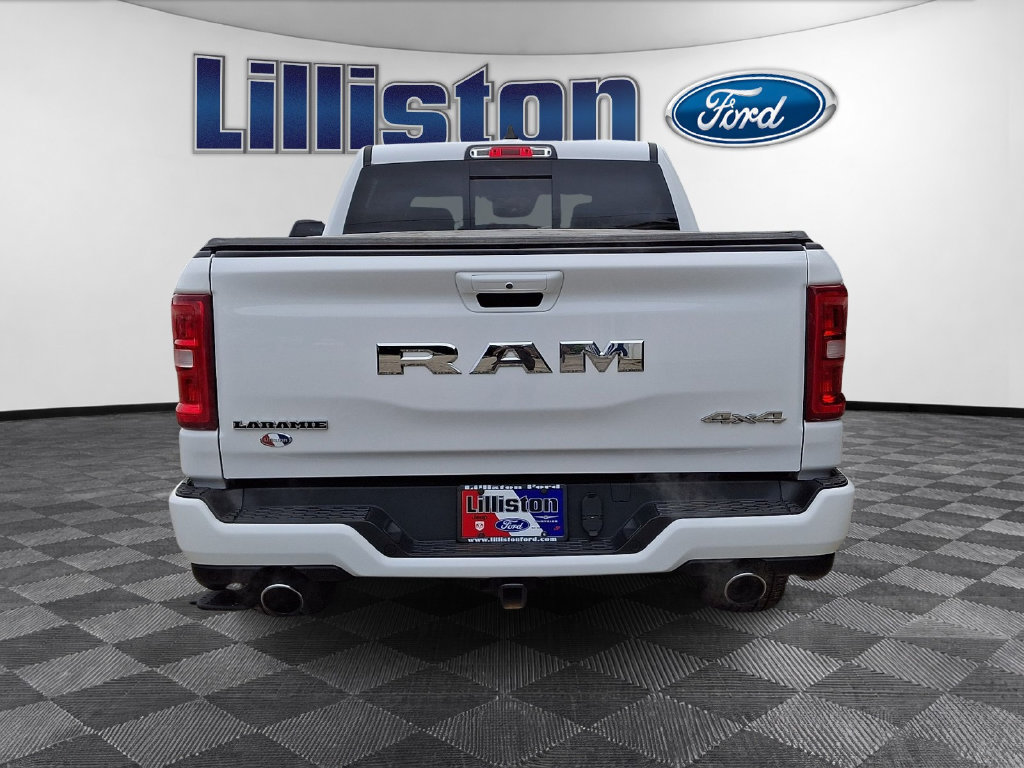 Used 2025 RAM 1500 Laramie w/ Sport Appearance Package AWD/4WD image 5