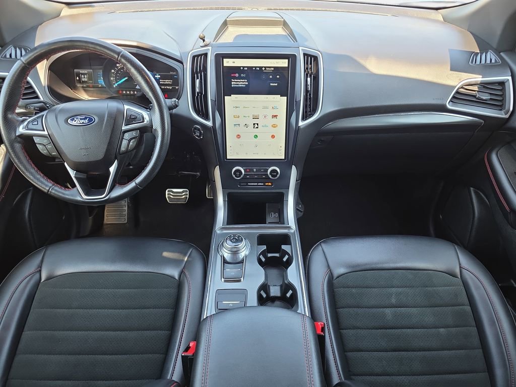 Certified 2023 Ford Edge ST-Line w/ Class II Trailer Tow Package AWD/4WD image 9