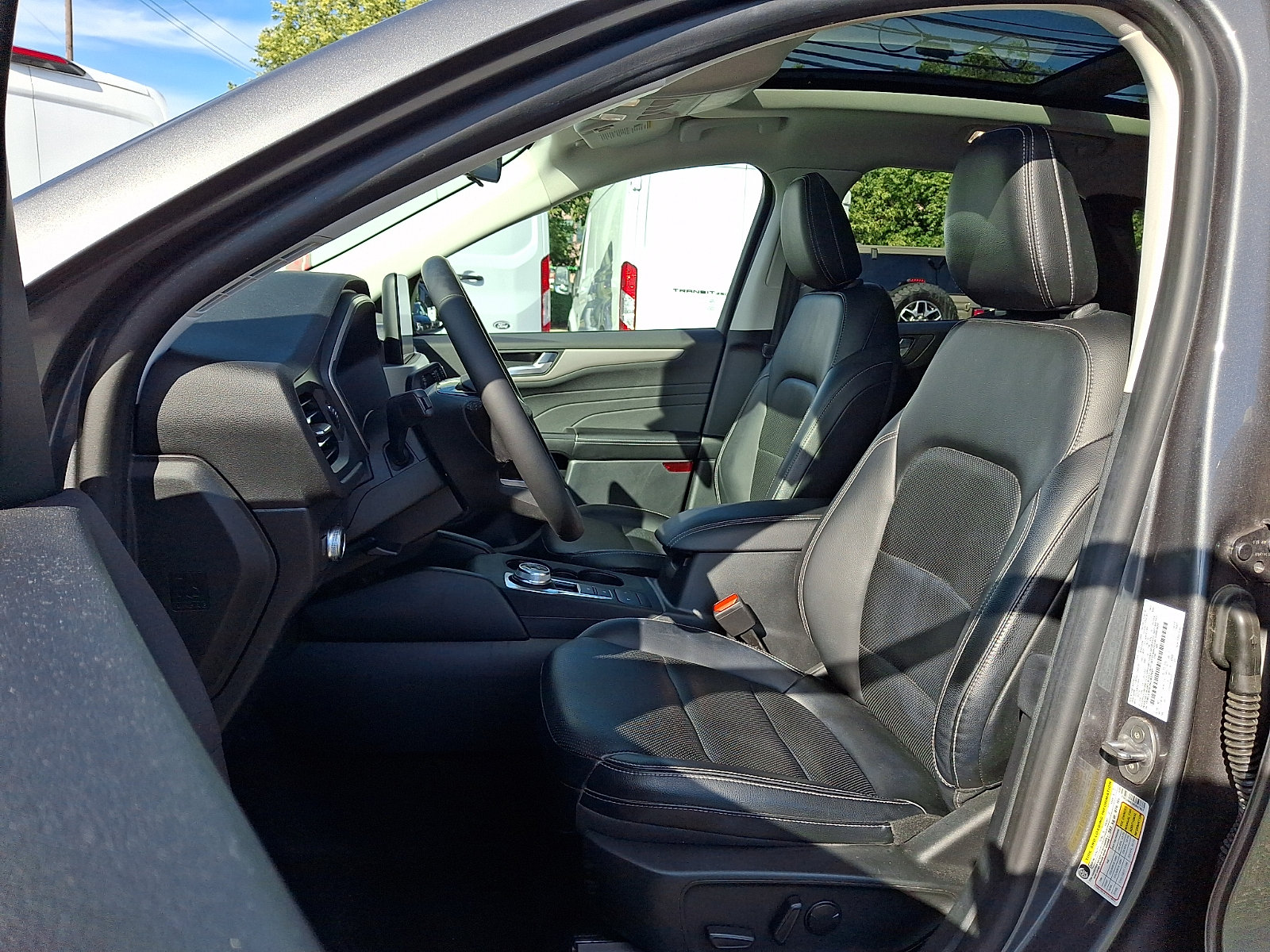 Certified 2022 Ford Escape SEL AWD/4WD image 14