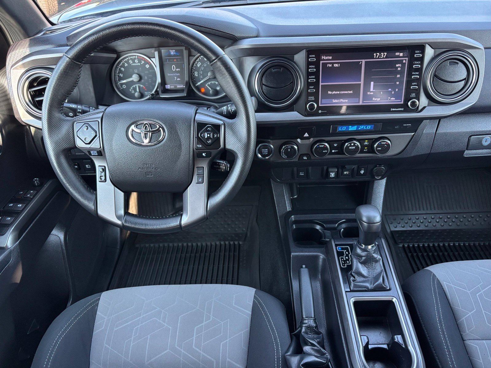 Used 2023 Toyota Tacoma TRD Off-Road AWD/4WD image 18