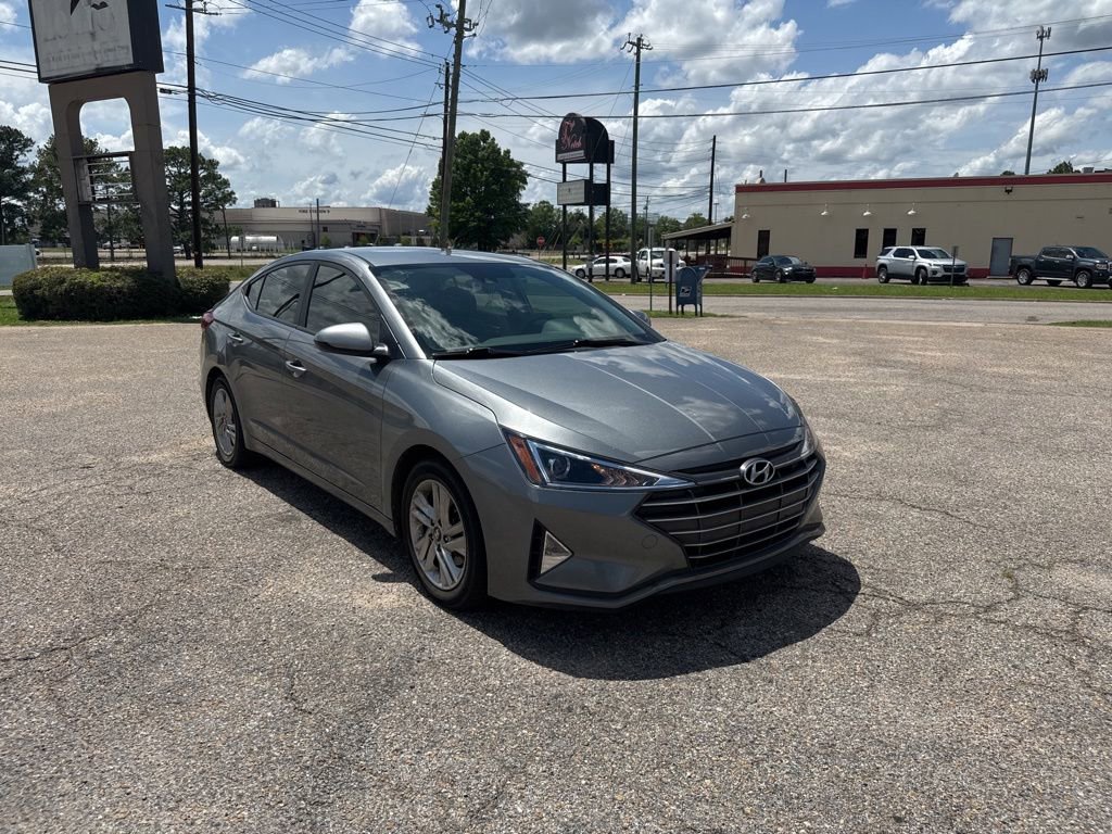 Used 2019 Hyundai Elantra SEL FWD image 1