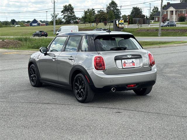 Used 2020 MINI Cooper 4-Door Hardtop FWD image 7