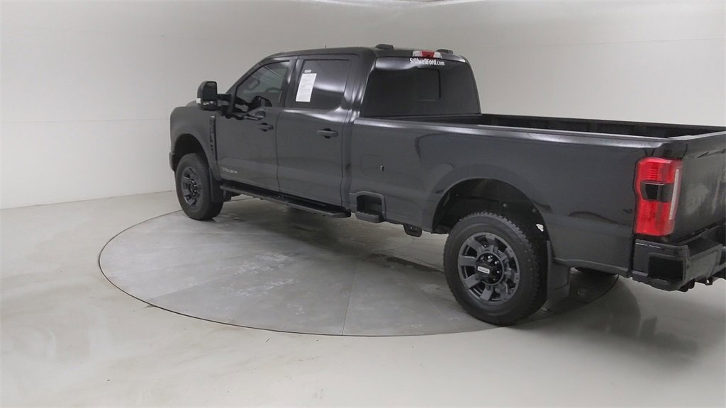 Certified 2023 Ford F250 Lariat w/ Lariat Ultimate Package image 18
