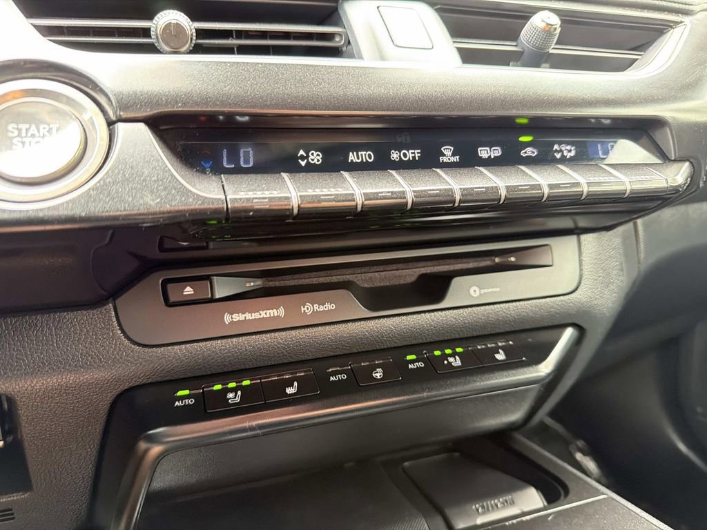 Used 2019 Lexus UX 200 w/ Premium Package FWD image 24