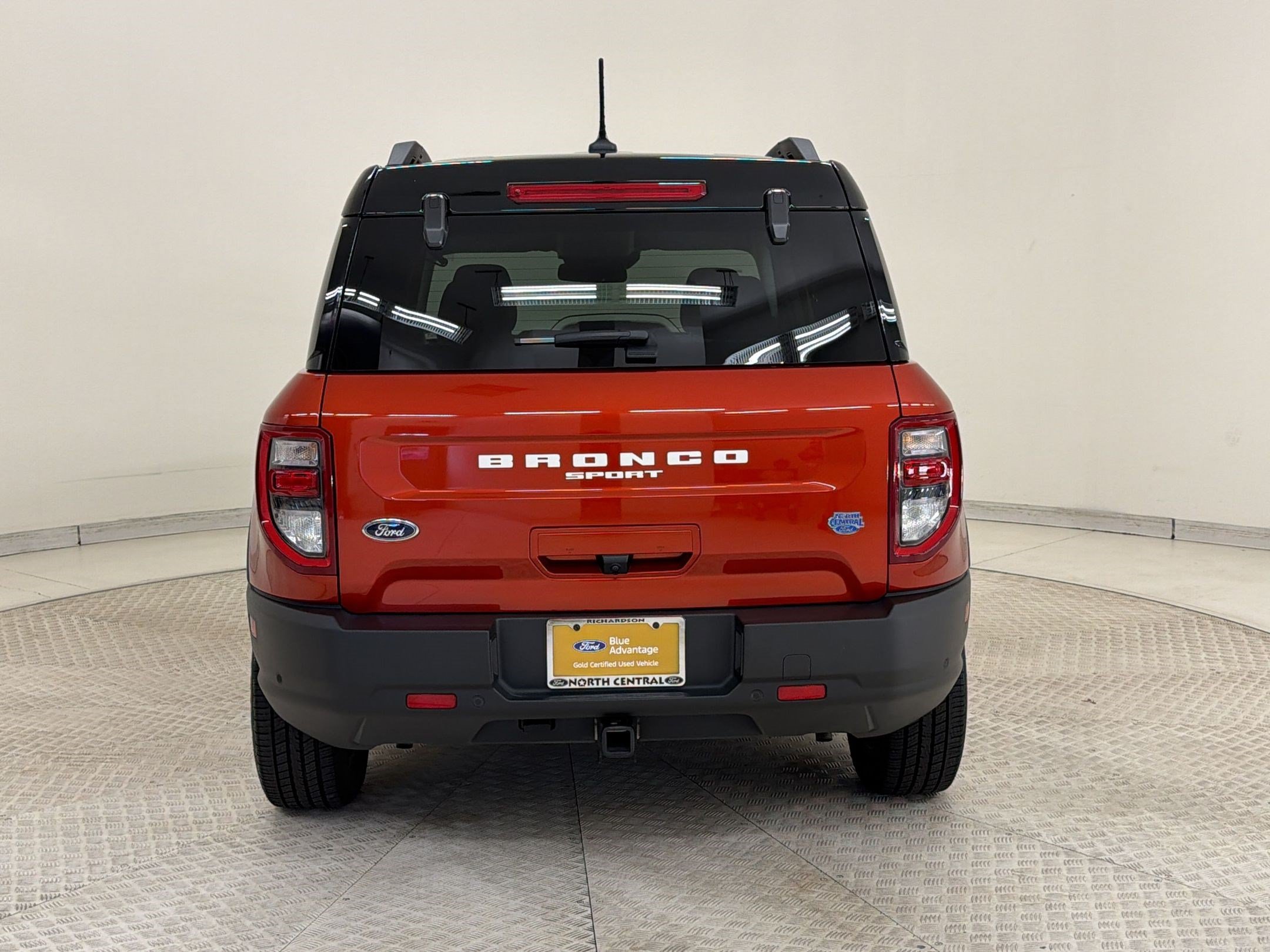 Certified 2022 Ford Bronco Sport Outer Banks w/ Tech Package AWD/4WD image 10