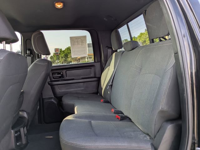 Used 2024 RAM 3500 Tradesman w/ Chrome Appearance Group AWD/4WD image 14