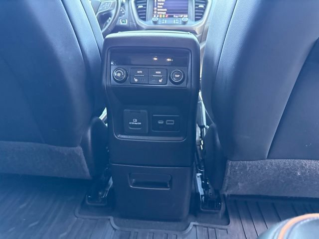 Used 2022 GMC Acadia AT4 w/ Preferred Package AWD/4WD image 36
