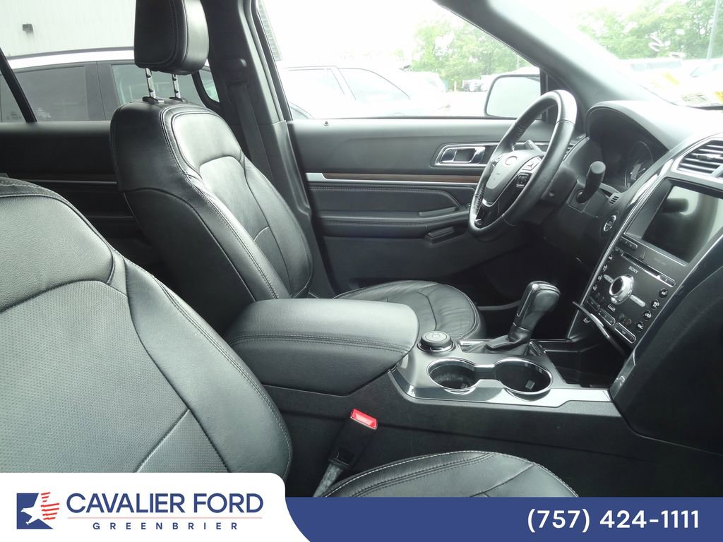 Certified 2018 Ford Explorer Limited w/ Equipment Group 301A AWD/4WD image 8