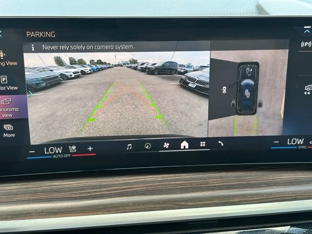 Used 2024 BMW X7 xDrive40i w/ M Sport Package AWD/4WD image 31