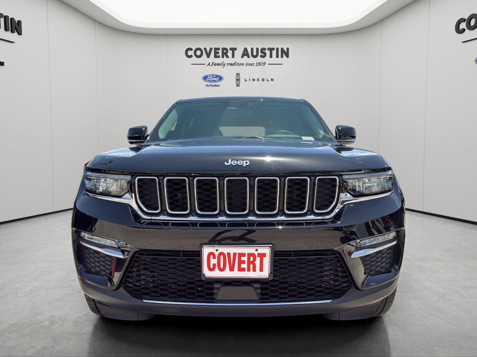 Used 2023 Jeep Grand Cherokee 4WD 4xe image 8