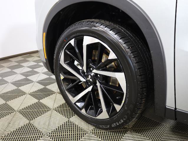 Used 2022 Mitsubishi Outlander SE image 28