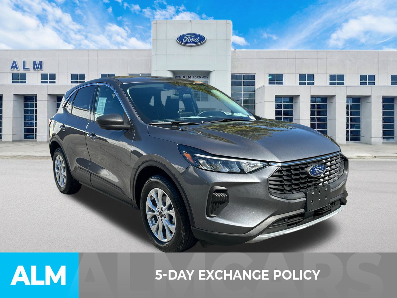 Certified 2024 Ford Escape Active FWD image 3