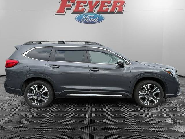 Used 2023 Subaru Ascent Limited w/ Technology Package AWD/4WD image 6