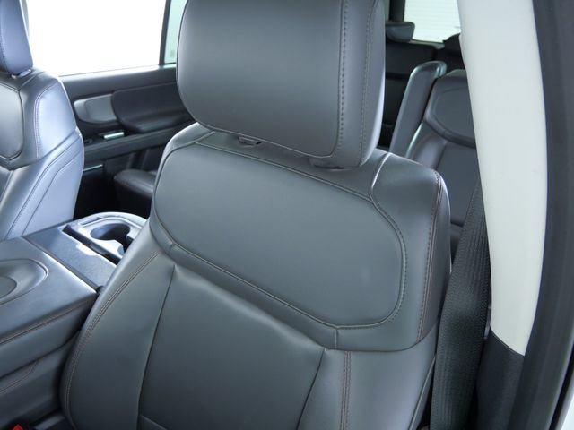 Certified 2025 Ford Expedition Active AWD/4WD image 18