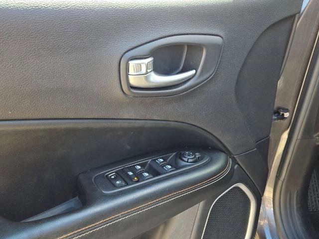 Used 2018 Jeep Compass Latitude w/ Popular Equipment Group image 19