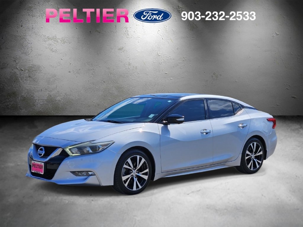 Used 2017 Nissan Maxima Platinum FWD image 3